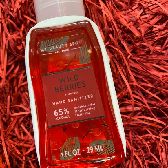 💖NWOT 𝐇𝐄𝐋𝐋𝐎 𝐊𝐈𝐓𝐓𝐘 bundle - Picture 2 of 3